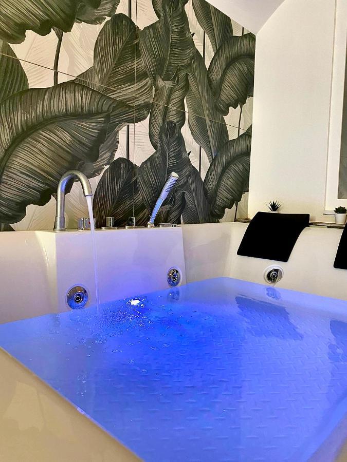 Dimora Di Donna Appartement Monopoli Buitenkant foto