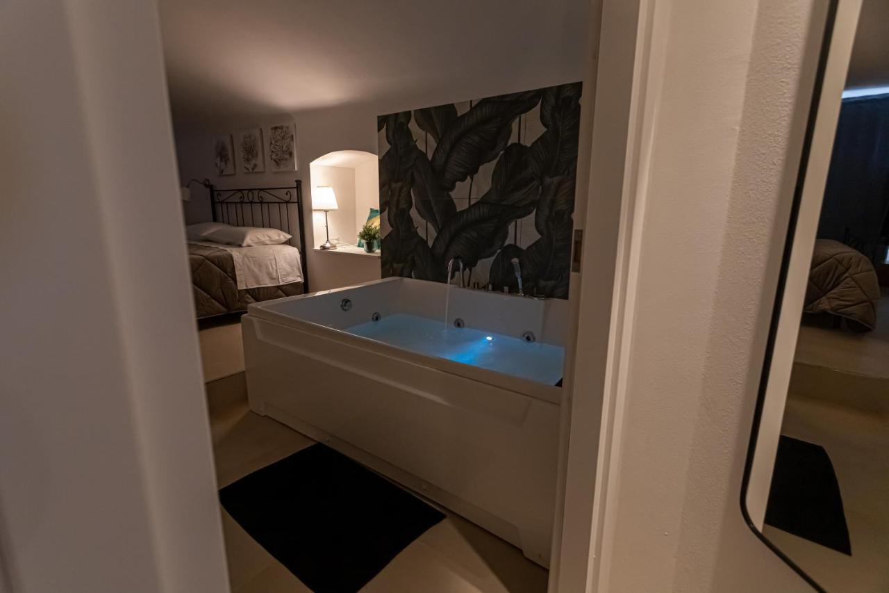Dimora Di Donna Appartement Monopoli Buitenkant foto