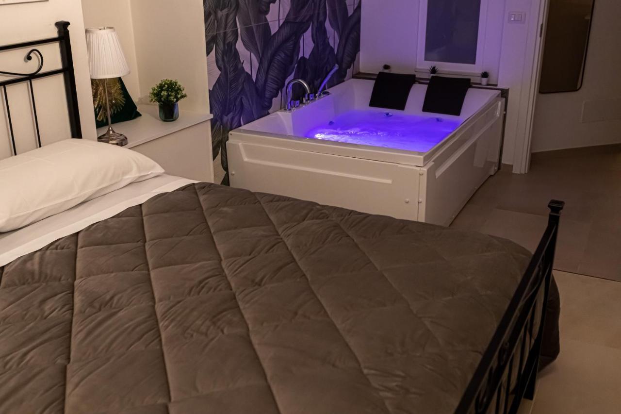 Dimora Di Donna Appartement Monopoli Buitenkant foto